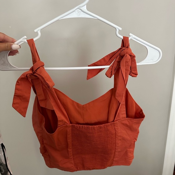 orange cute tank with strap ties - Picture 2 of 2
